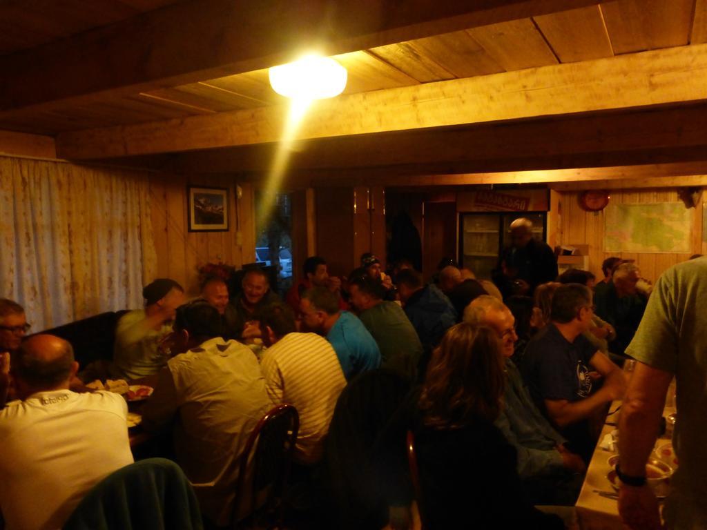 Ushguli Panorama Guest House Esterno foto