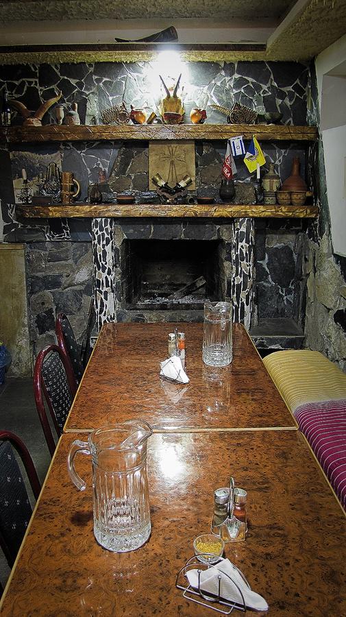 Ushguli Panorama Guest House Esterno foto